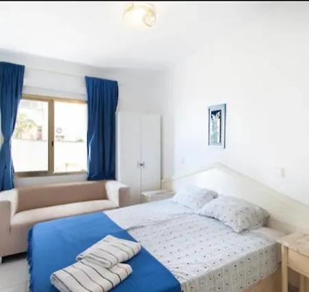 Apartment Seaview At The Pineda de Mar